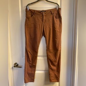 Junior size 15 dusty rose pink, stretchy jeans